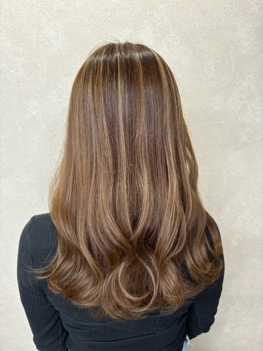 セミロング シールエクステ エクステ ハイライト 学生 ヘアカラー エクステ＊美髪サロン KR2S河内長野店長のヘアスタイル