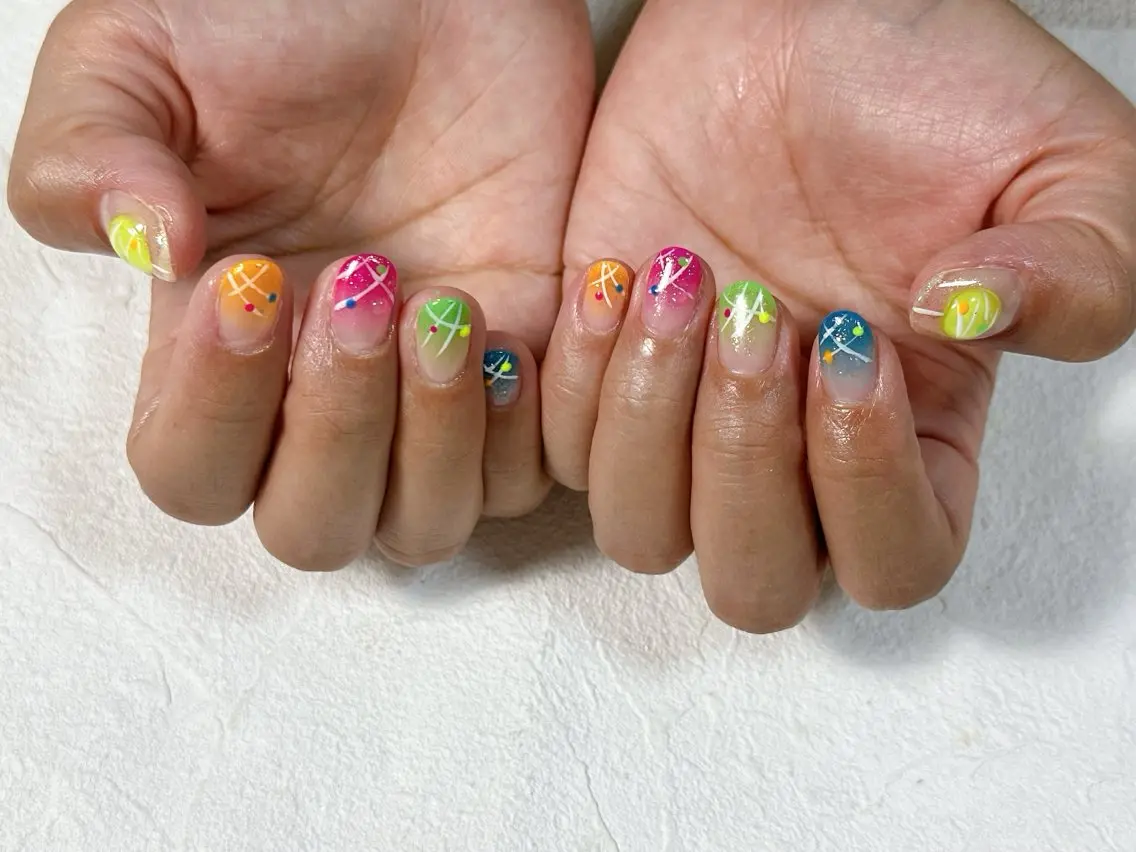 ネイル オーロラネイル フットネイル フレンチネイル ジェルネイル マグネットネイル kiki nail たまプラーザのネイルデザイン