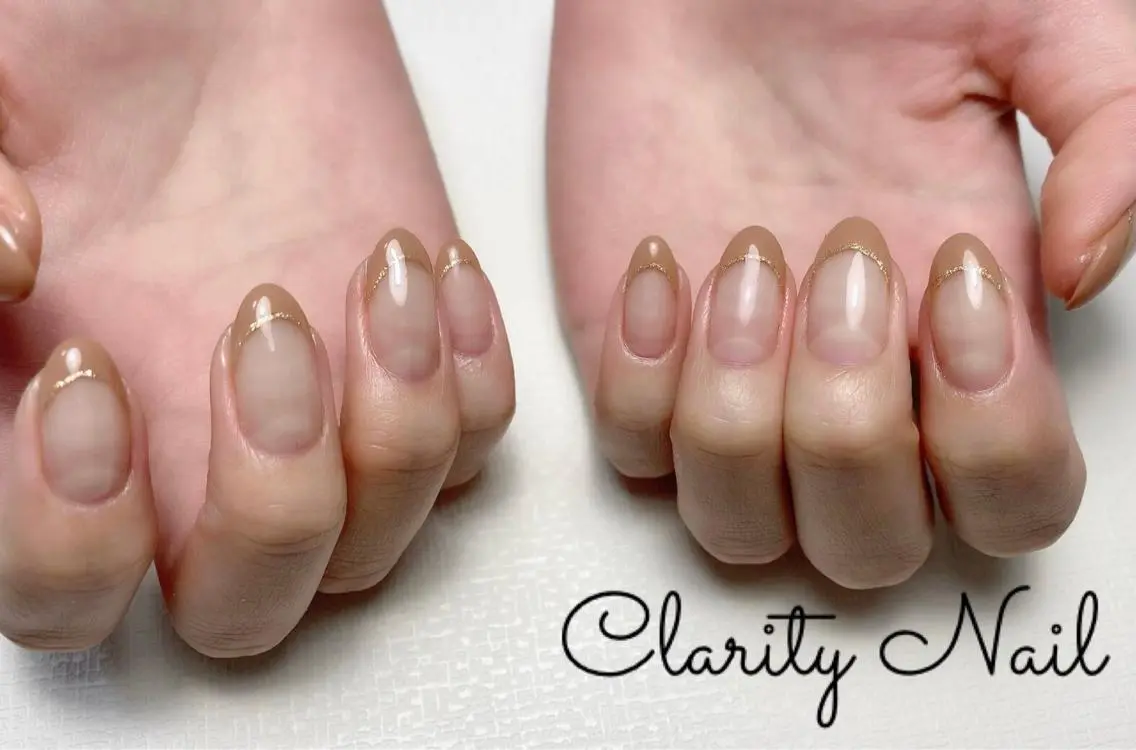 ネイル フレンチネイル ラメ(グリッター) ハンドネイル Clarity Nailのネイルデザイン