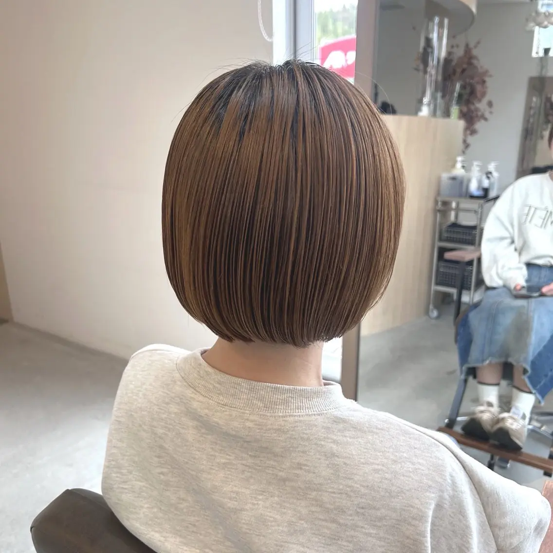 ショート カット 綿貫 美雪のヘアスタイル