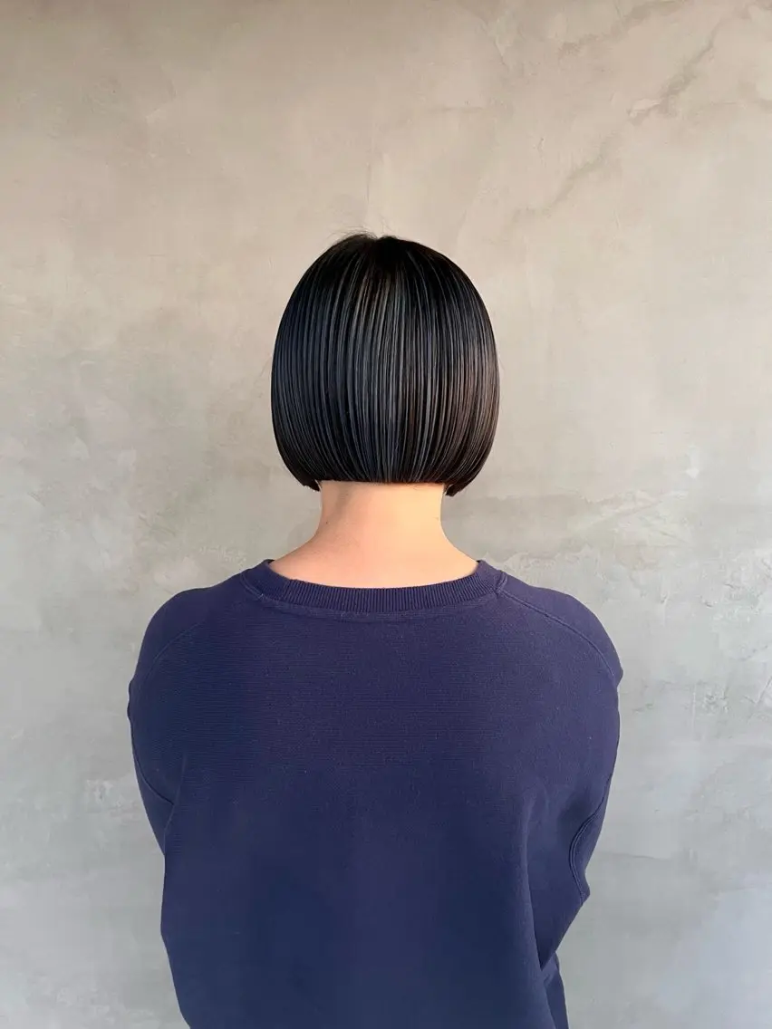 ショート 切りっぱなしボブ 👩🏼ミニボブのヘアスタイル