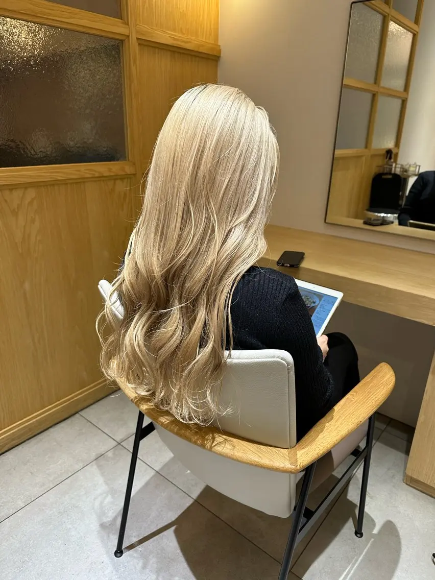 ロング トリートメント 和田 あおいのヘアスタイル