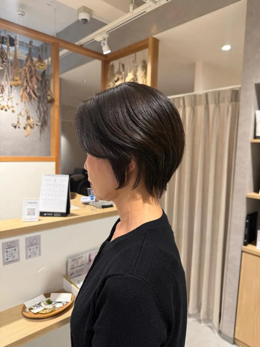 ショート レイヤーカット ショートヘア anju.カット 透明感カラー/パーマのヘアスタイル