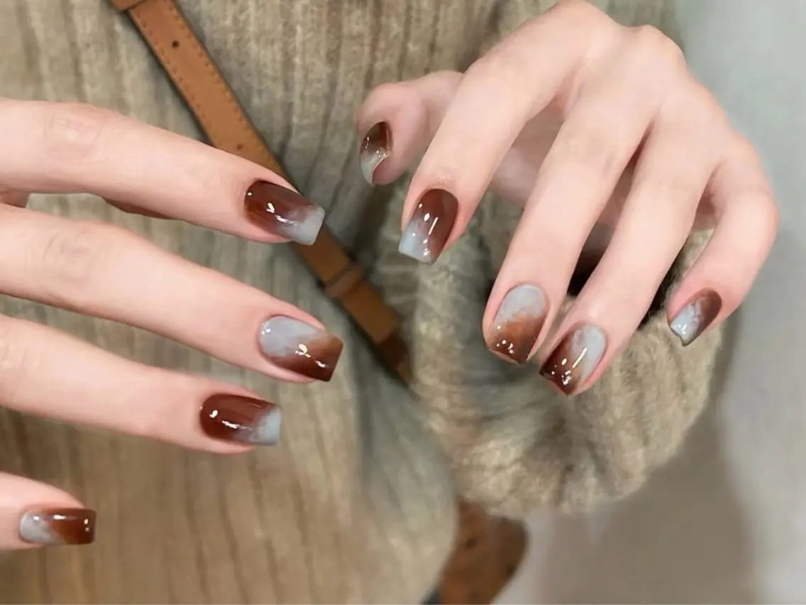 ネイル チークネイル 長さ出し フットネイル フレンチネイル ジェルネイル Saran Nailstudioのネイルデザイン