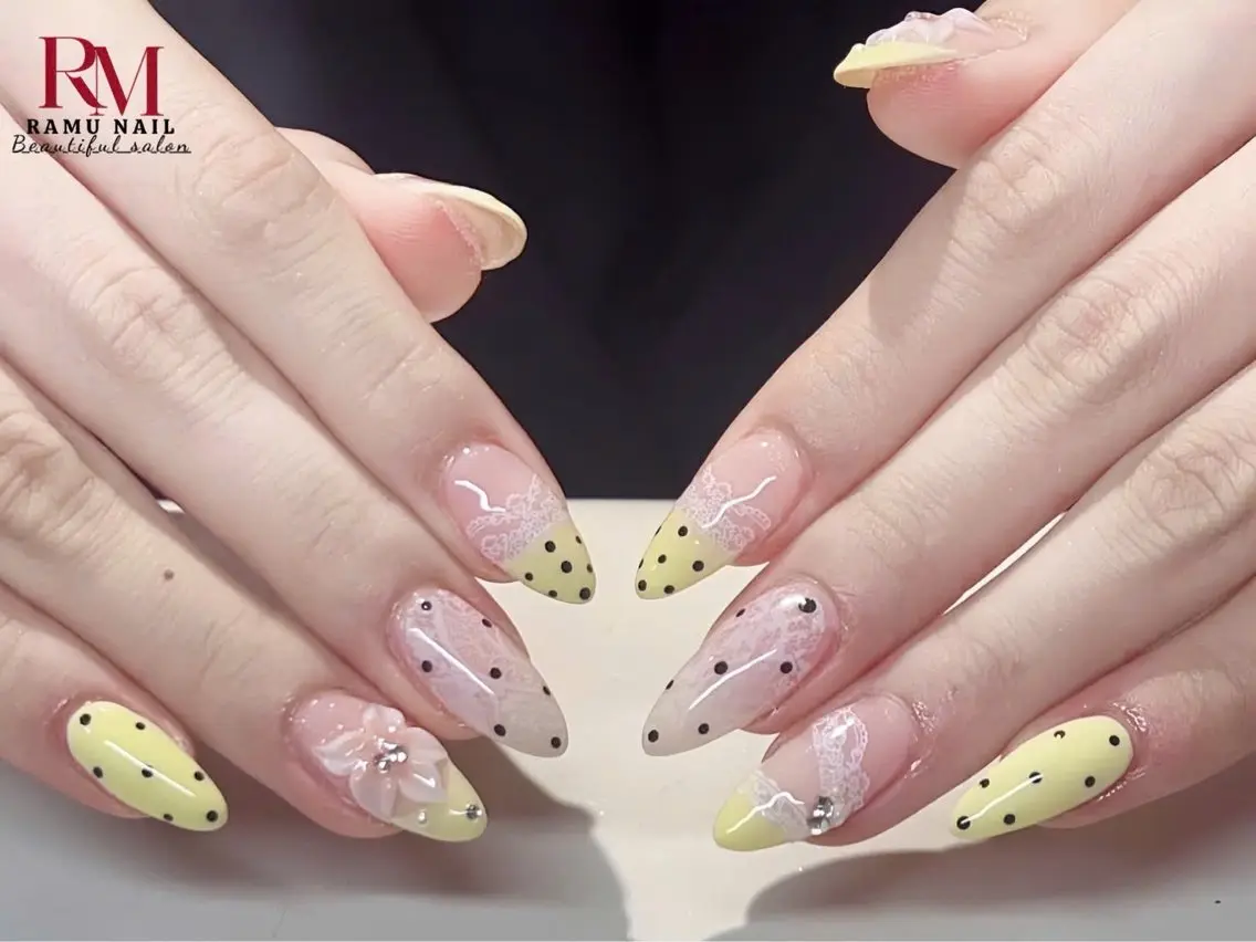 ネイル キラキラネイル マグネットネイル ミラーネイル ピンク 夏ネイル ハンドネイル RAMU Nail 恵比寿店のネイルデザイン