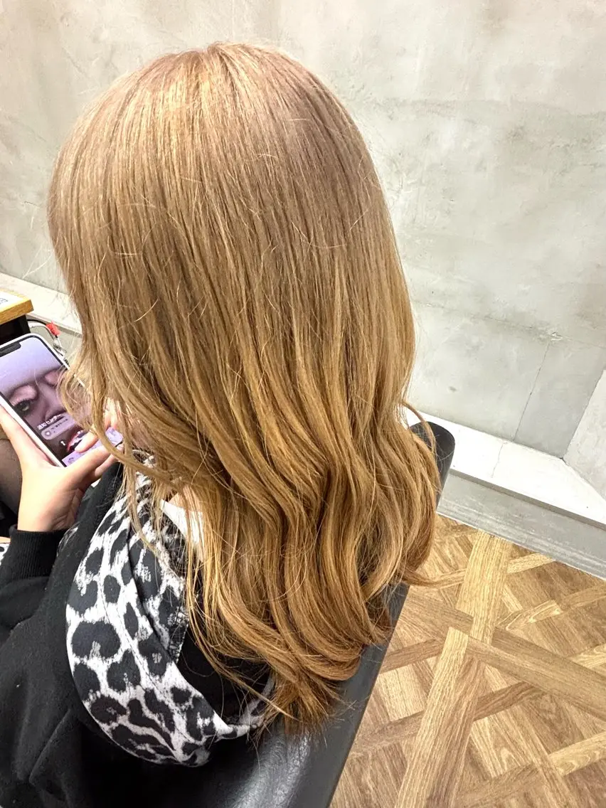 セミロング 渡邉 来星のヘアスタイル