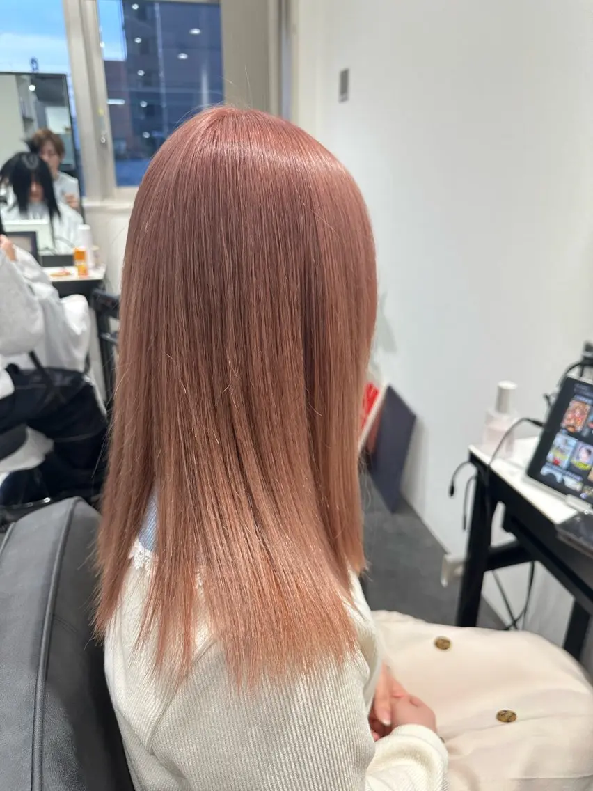 ミディアム カラー ベージュカラー ダブルカラー ピンクカラー ピンクベージュ ヘアカラー トリートメント プルエクステ/透明感 カラー✨KAZUKIのヘアスタイル