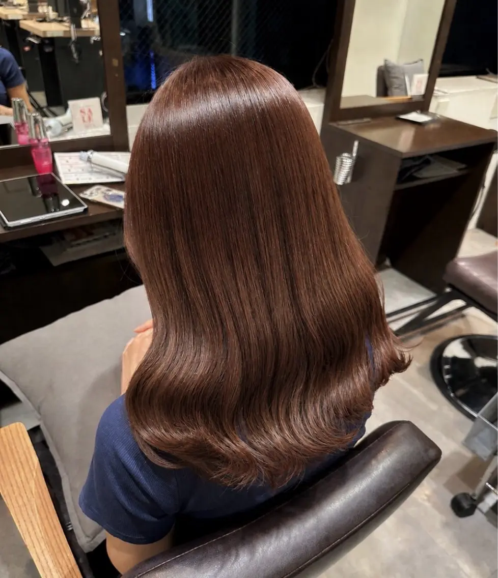 セミロング カラー ブリーチ ブラウンカラー ピンクカラー ピンクブラウン ヘアカラー 艶髪・美髪ケア🫧 表参道/MAYU🪽のヘアスタイル
