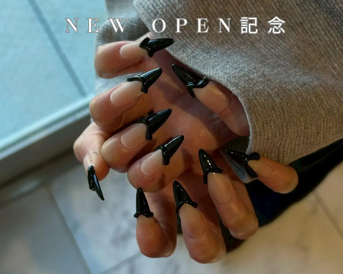 ネイル オーロラネイル ボルドー クリアネイル ドット フラッシュネイル ハンドネイル melt./Ono ガーリー/ワンホンのネイルデザイン