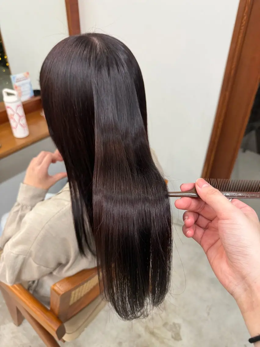 カラー DEPT 西川もかのヘアスタイル