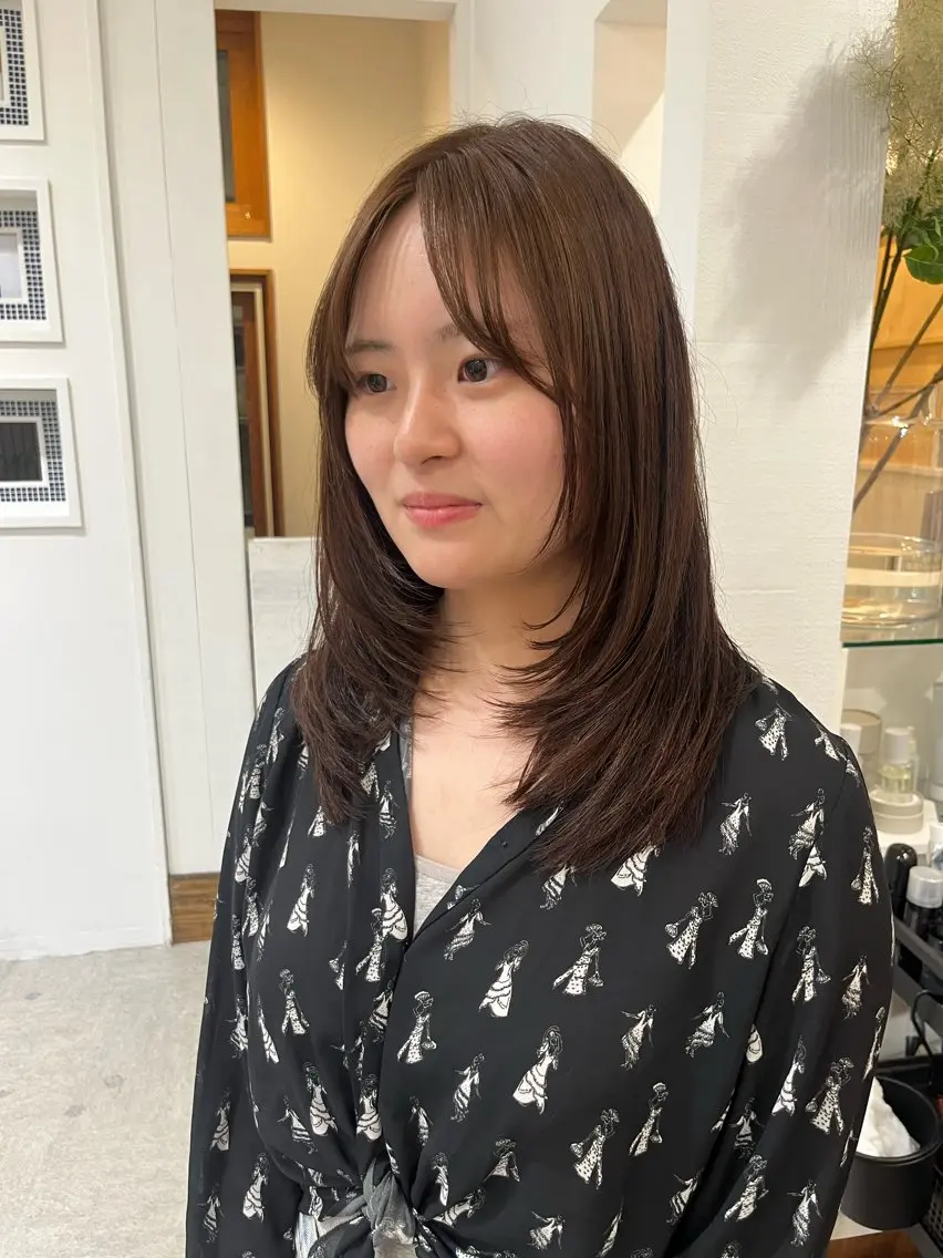 セミロング カラー ヘアアレンジ ベージュカラー ブリーチ ボブ レイヤーカット トリートメント カット ヘアカラー トリートメント 無料カットモデル‪✨ ✂️Nanami🌷のヘアスタイル