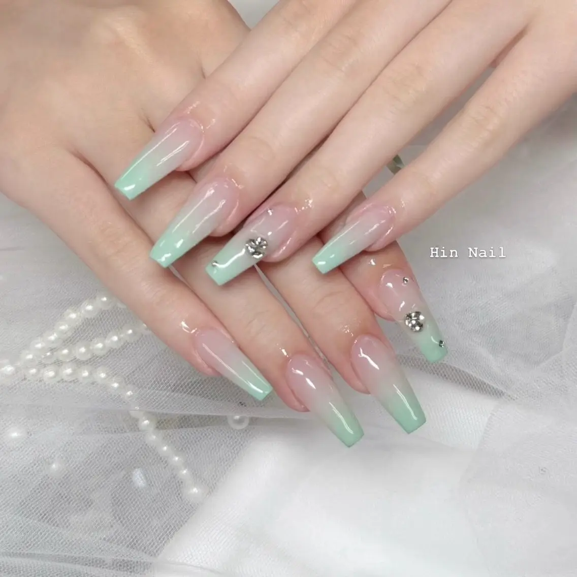 ネイル ハンドネイル HIN NAILのネイルデザイン