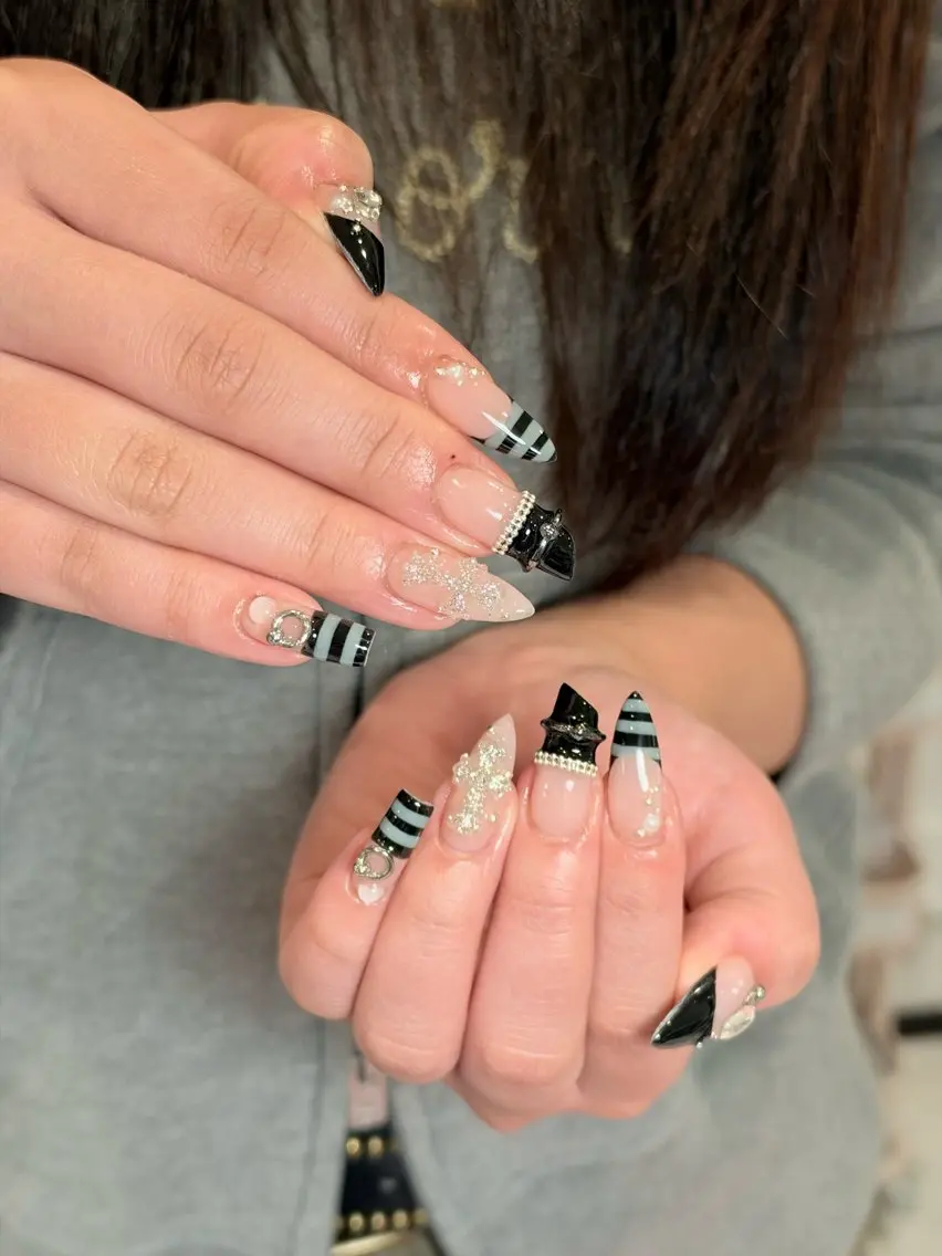 ネイル クリアネイル ドット フラッシュネイル フレンチネイル マグネットネイル ハンドネイル ハンドケア Aria Nail Beautyのネイルデザイン