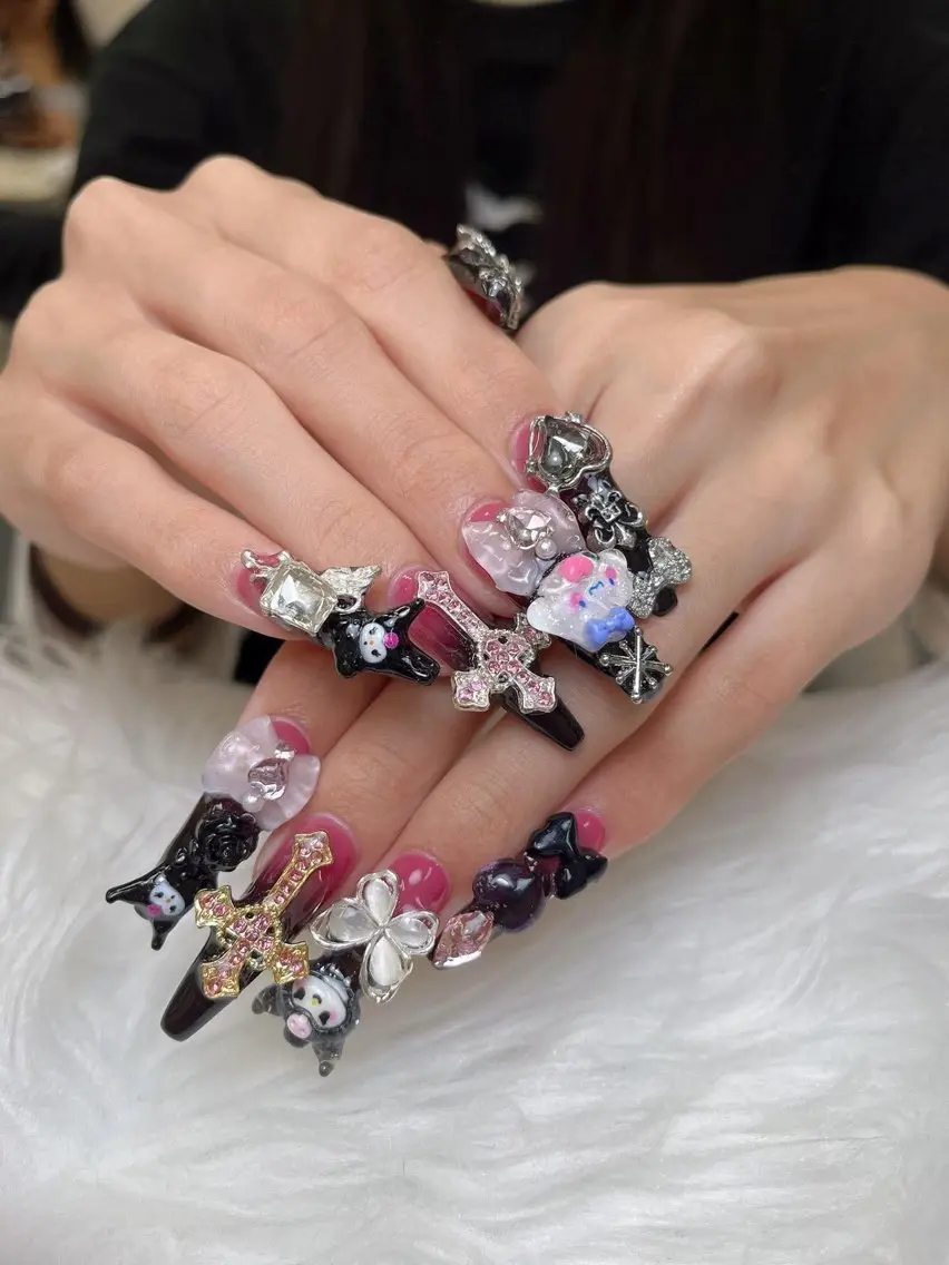 ネイル アートネイル 成人式 ジェルネイル ニュアンスネイル 夏ネイル ハンドネイル Jenn Nail Salonのネイルデザイン