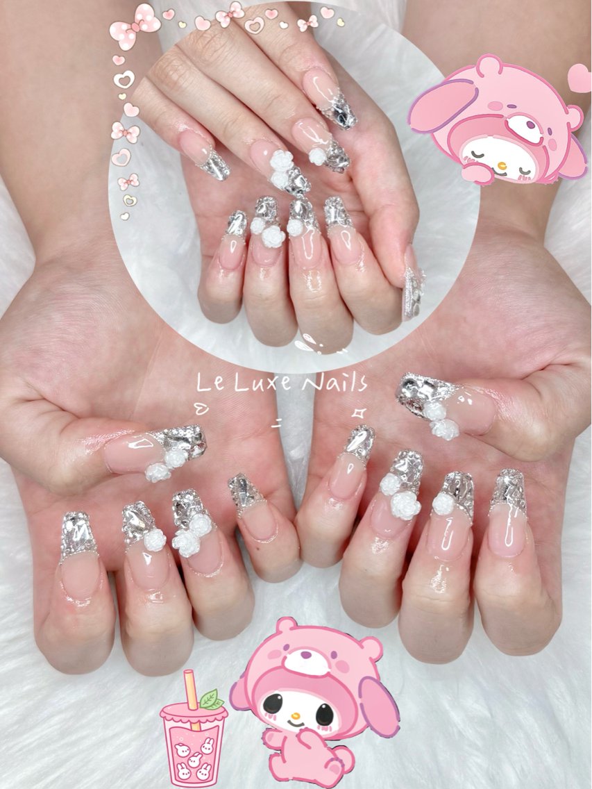 ネイル LE LUXE  NAILSのネイルデザイン