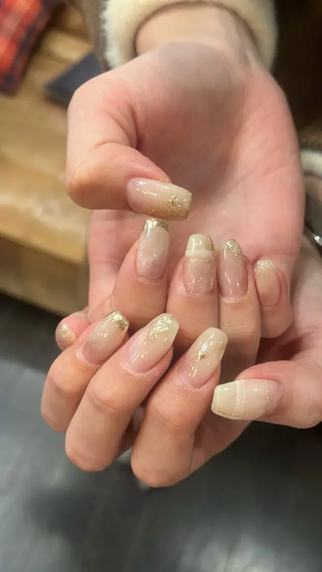 ネイル フラッシュネイル フレンチネイル ラメ(グリッター) ラメグラデーション マグネットネイル SAKU nail 作島茜のネイルデザイン