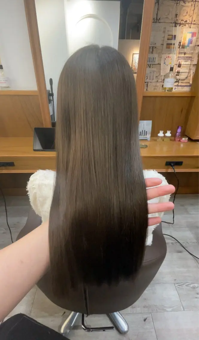 ロング ヘアカラー トリートメント れい|髪質改善| カラー|高槻|大阪のヘアスタイル