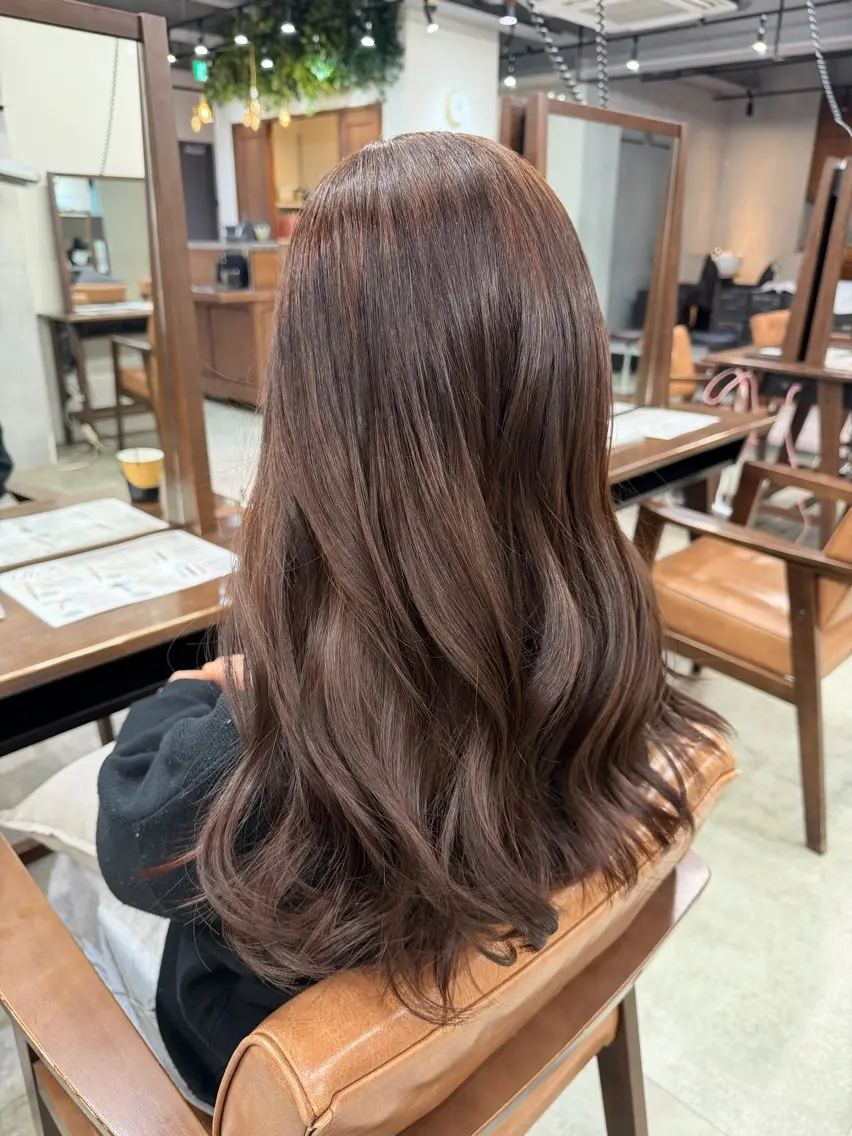 ロング Unami/新宿 TSUKIのヘアスタイル