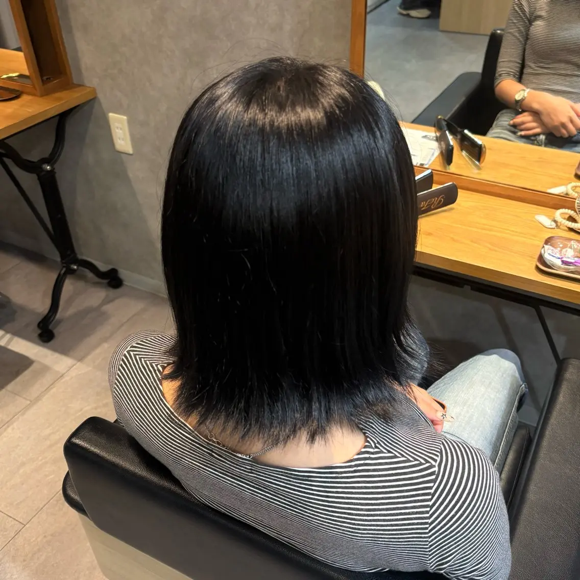 カラー 石坂 紗彩のヘアスタイル