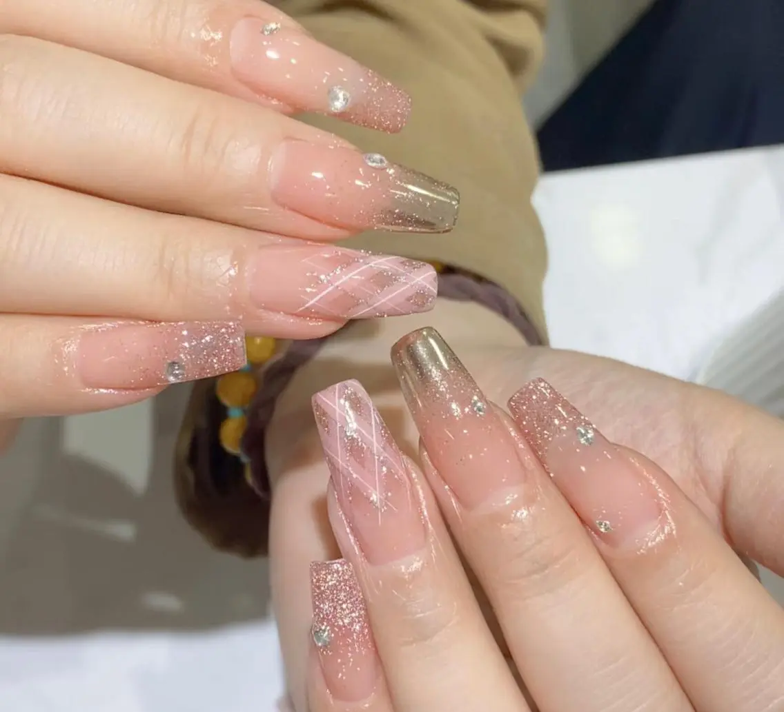 ネイル ハンドネイル 🎀 NaNa_nailのネイルデザイン