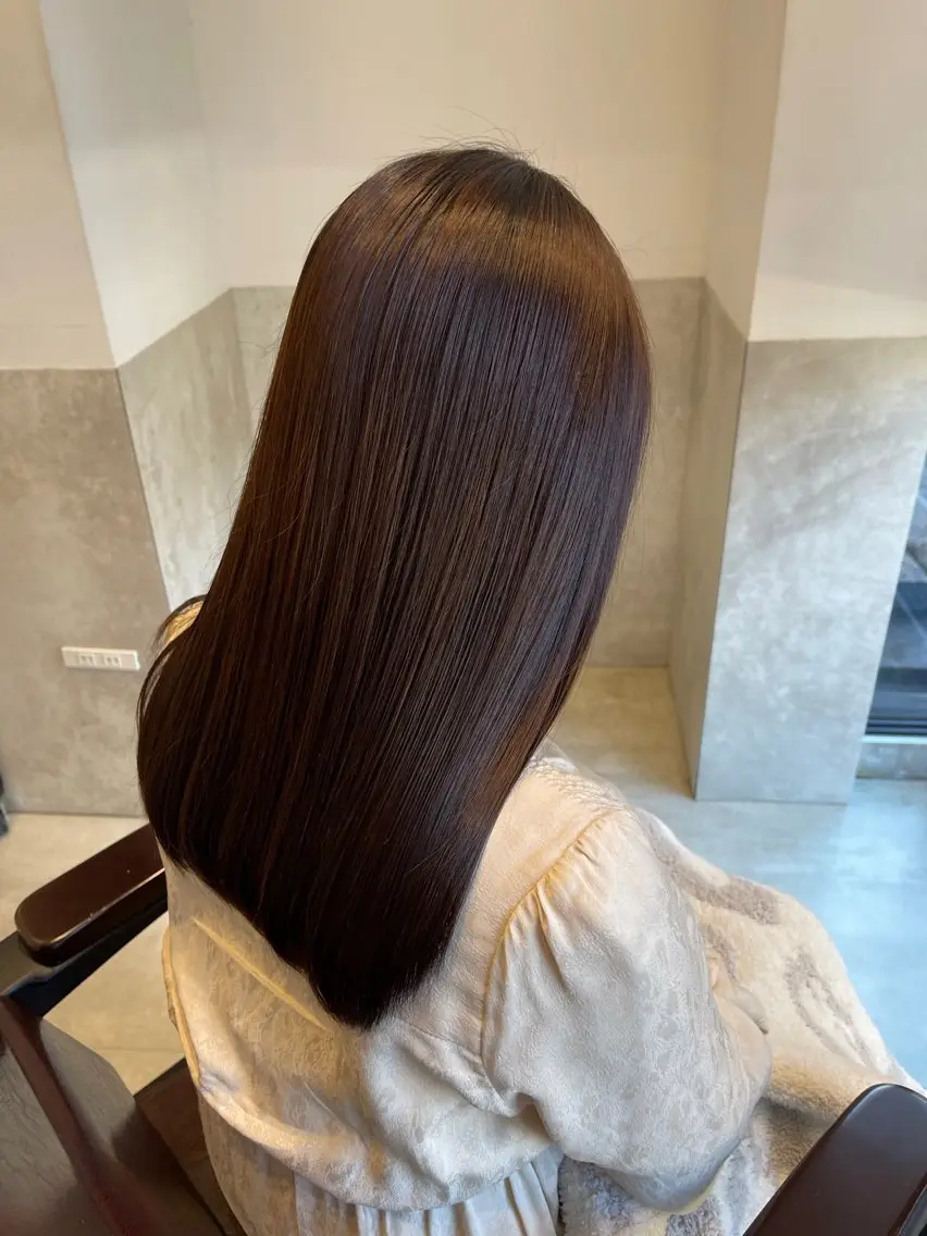 ミディアム ヘアカラー 縮毛矯正クロスパーマ 益子達也のヘアスタイル