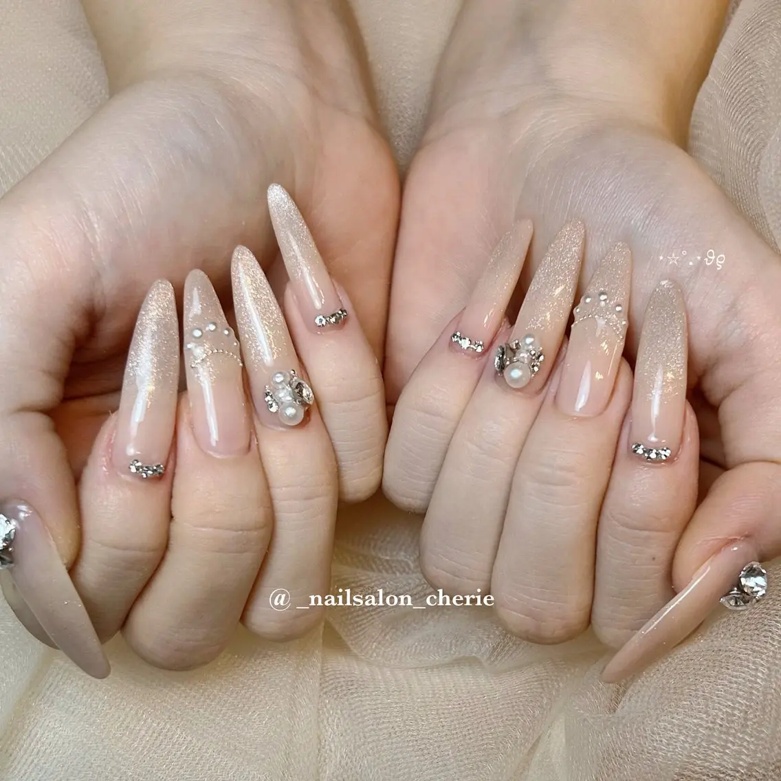 ネイル ハンドネイル nailsalon cherieのネイルデザイン