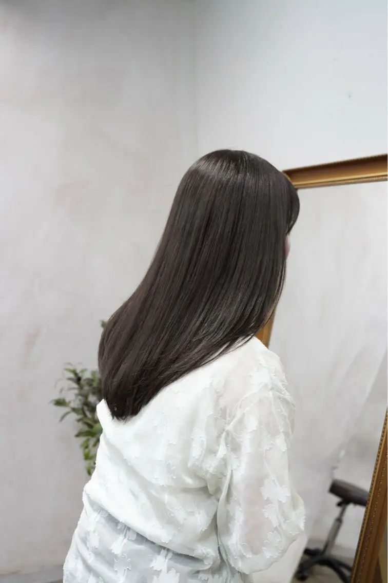 ミディアム カラー カット ヘアカラー トリートメント 赤み消し/透明 感カラー🫧みらいのヘアスタイル