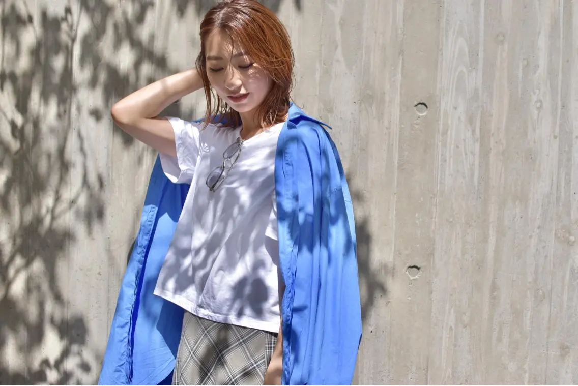 ミディアム アッシュ 外国人風カラー ハイライト 髪質改善 韓国風ヘア カット ヘアカラー トリートメント Lino by hoNuaのヘアスタイル