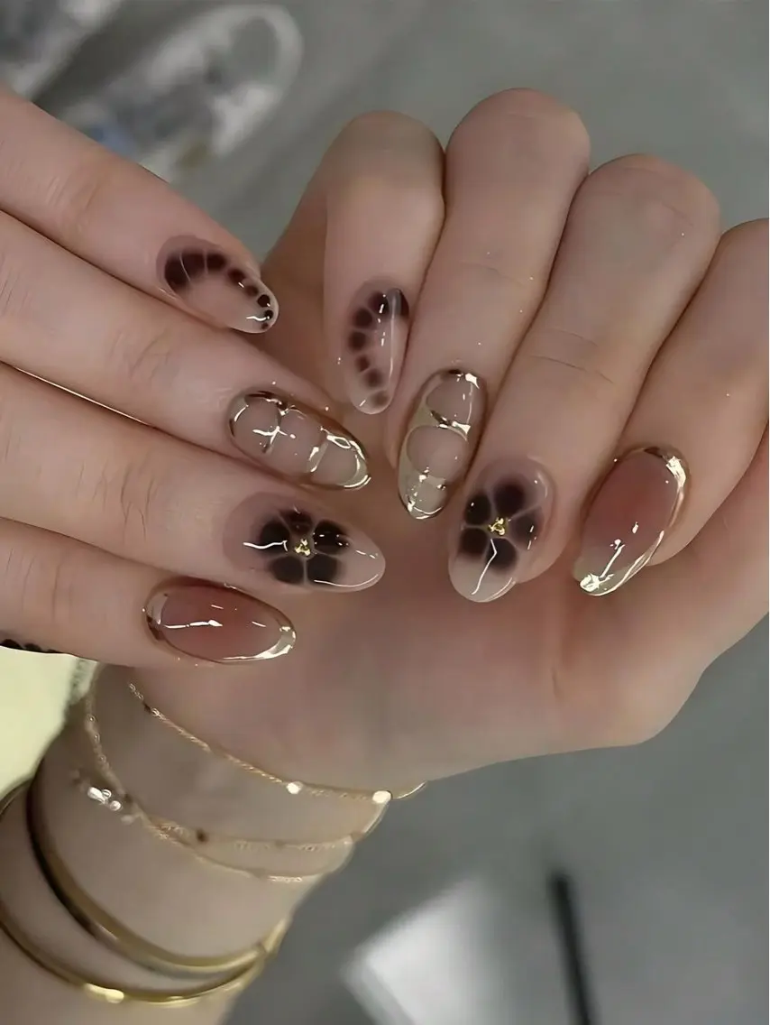 ネイル 韓国ネイル 持ち込み ニュアンスネイル ネイルチップ ハンドネイル Doraemi ANA.CHUOのネイルデザイン