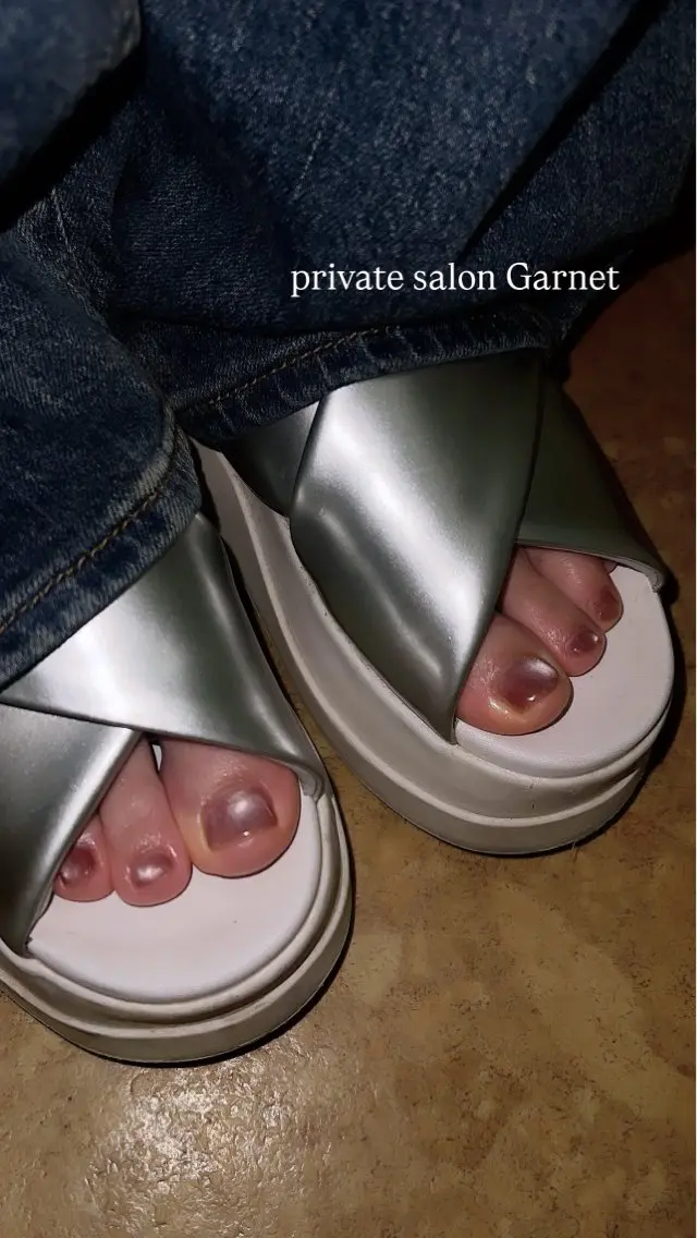 ネイル フットネイル Garnet nailのネイルデザイン
