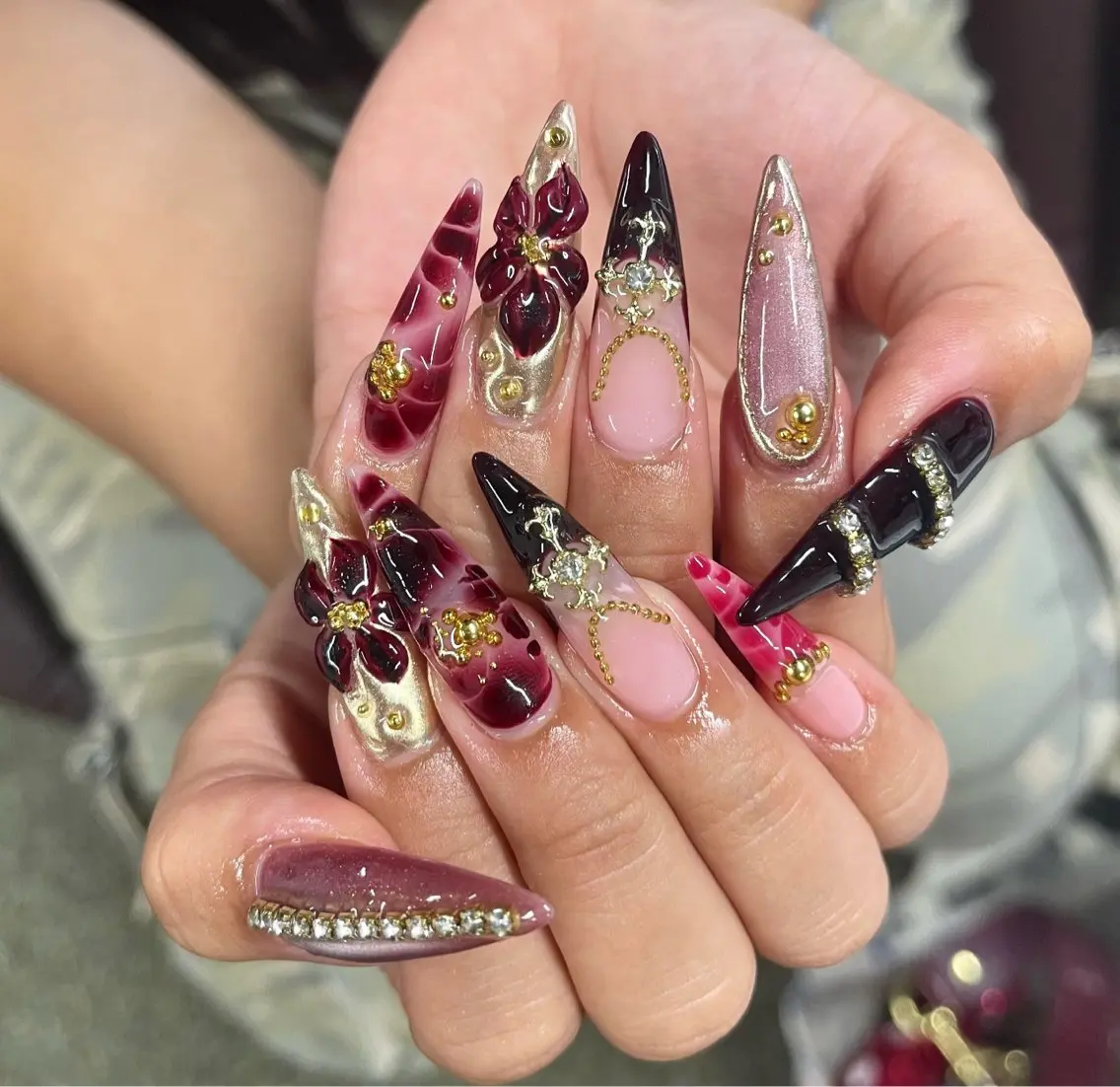 ネイル ハンドネイル NiJi Nailsのネイルデザイン