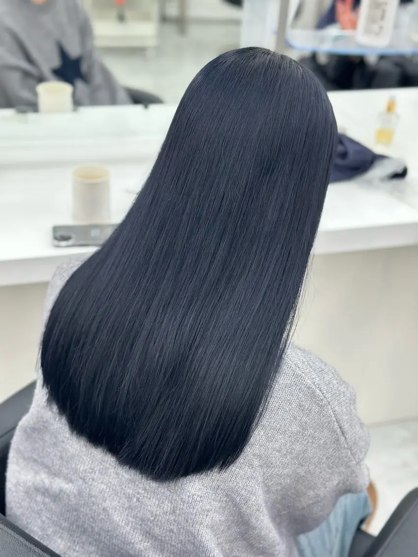 ロング カラー ヘアアレンジ ヘアカラー 艶カラー/ハイトーン /レイヤーカットのヘアスタイル