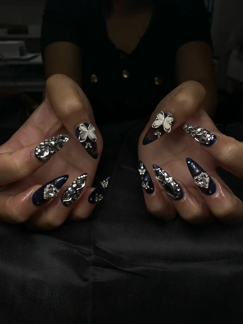 ネイル RUNA Nemnailのネイルデザイン