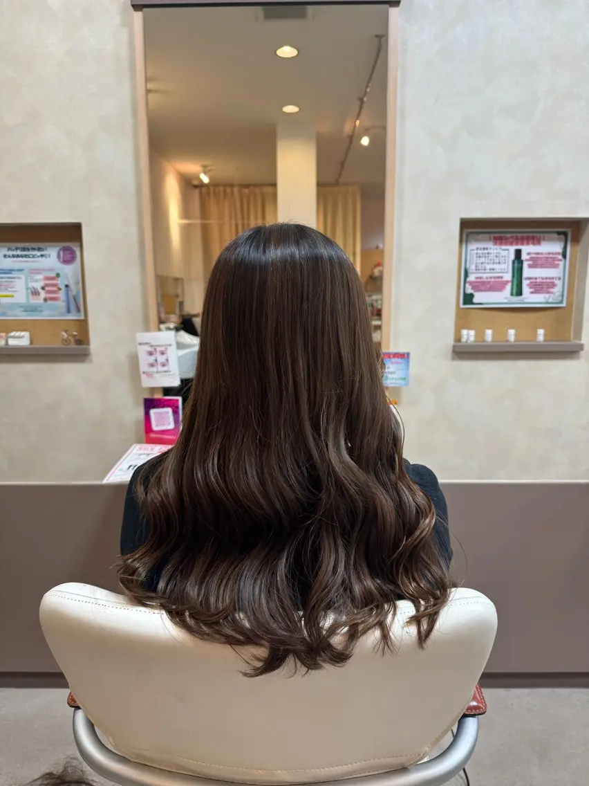 ロング 阪本 まなかのヘアスタイル