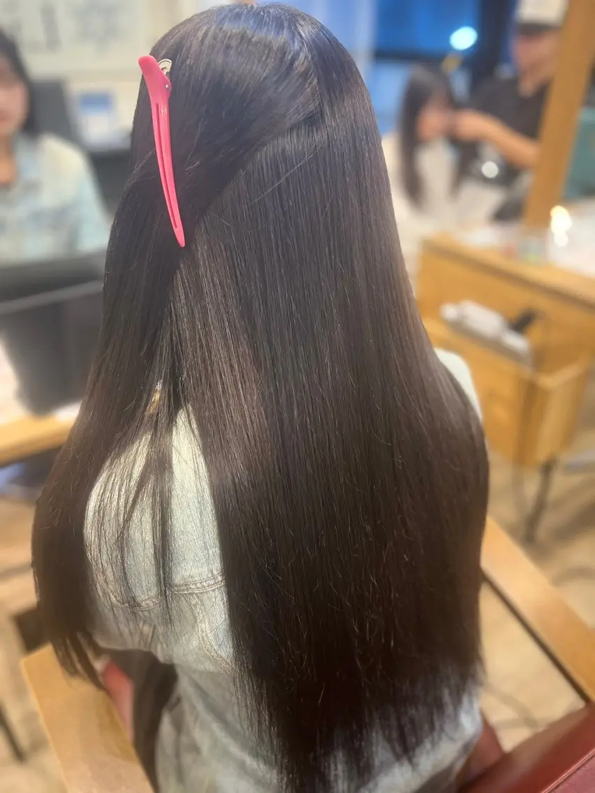 ロング 縮毛矯正 ヘアカラー 縮毛矯正 Liere Muuのヘアスタイル
