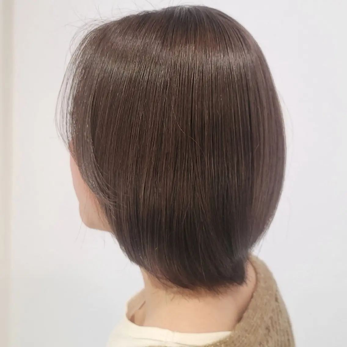 ショート カラー ブラウンカラー 透明感カラー オリーブブラウン カットモデル/ セット/宮里心香のヘアスタイル