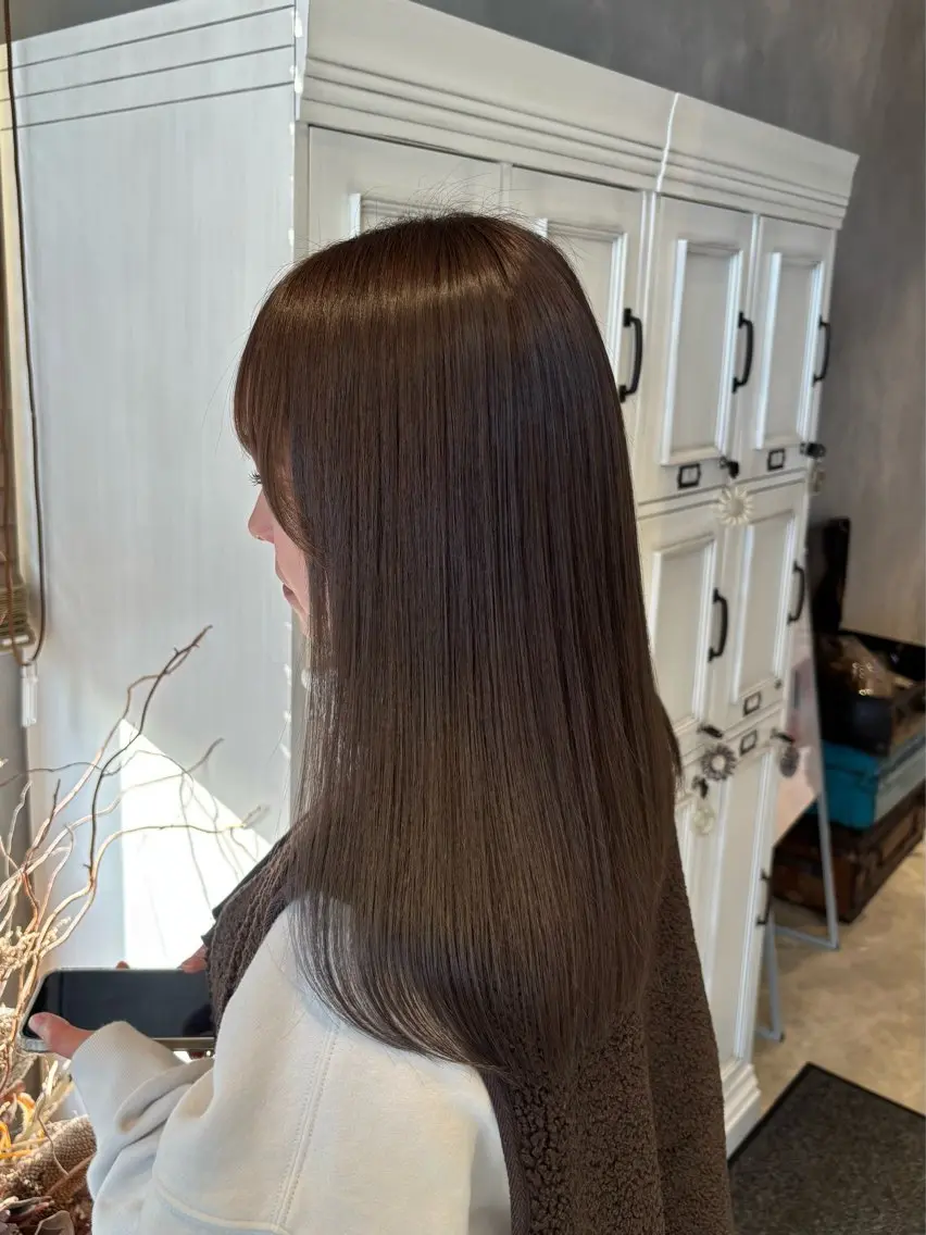 ロング カット ヘアカラー トリートメント 長瀬 友唯のヘアスタイル