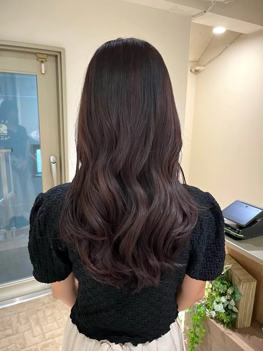 ロング カラー ベージュカラー ラベンダーカラー ラベンダーベージュ レイヤーカット カット ヘアカラー KANO🌷 艶カラーのヘアスタイル