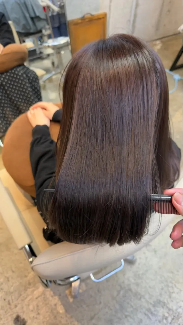 ロング カラー 透明感カラー 上田 季里のヘアスタイル