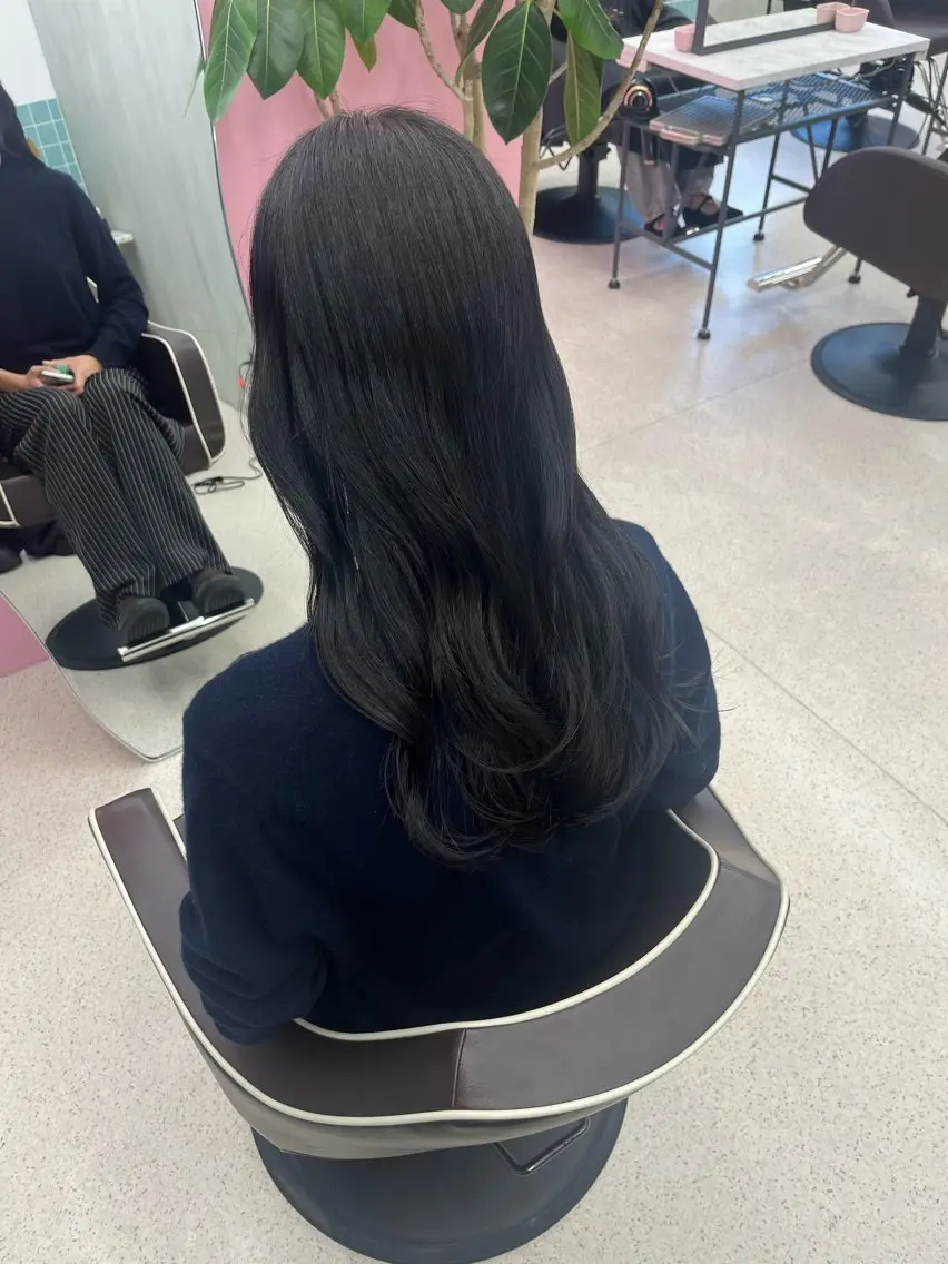 ロング ヘアカラー 相武 花のヘアスタイル