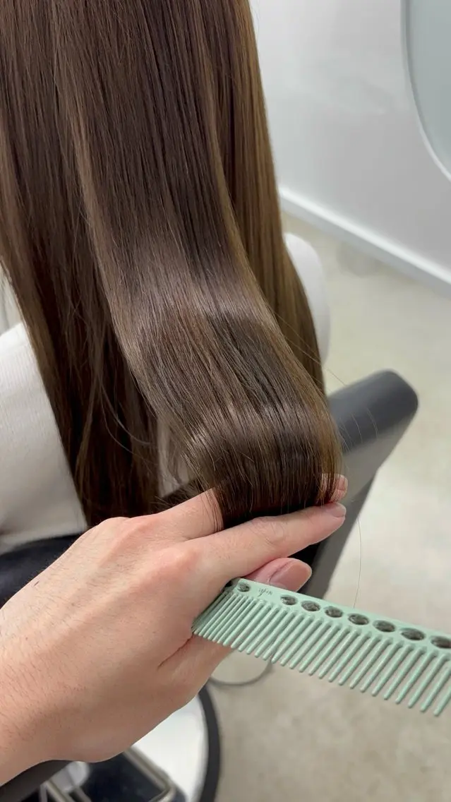 ロング カラー カット ヘアカラー トリートメント 冨木 雄斗のヘアスタイル