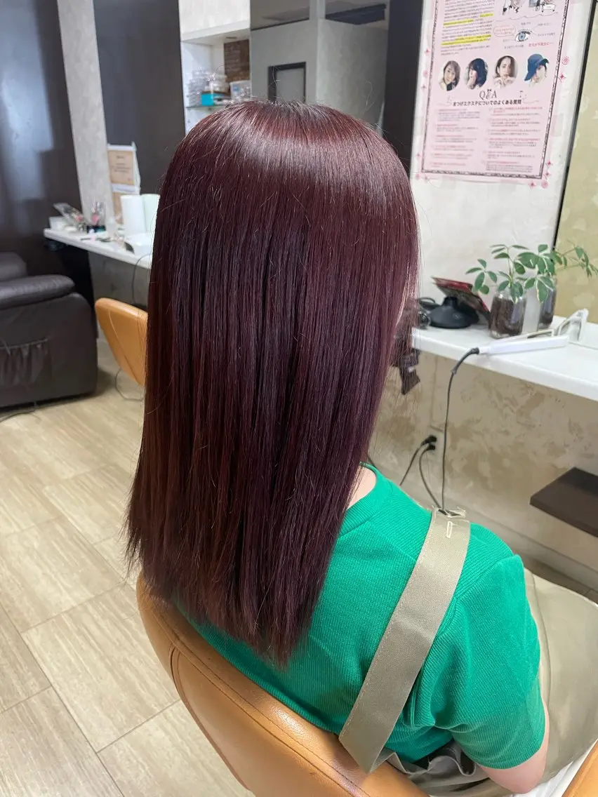 セミロング カラー レッドカラー ヘアカラー 徳留 もも花のヘアスタイル