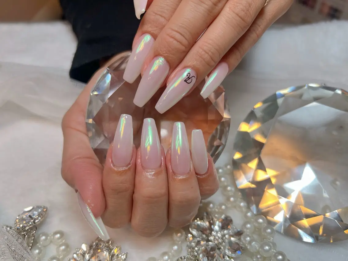 ネイル アートネイル オーロラネイル チークネイル 長さ出し フットネイル Miya _nailのネイルデザイン