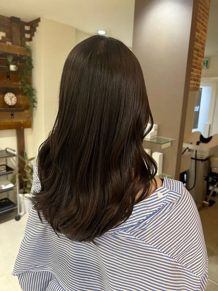 セミロング 髪質改善メニュー 長井 美佐子のヘアスタイル
