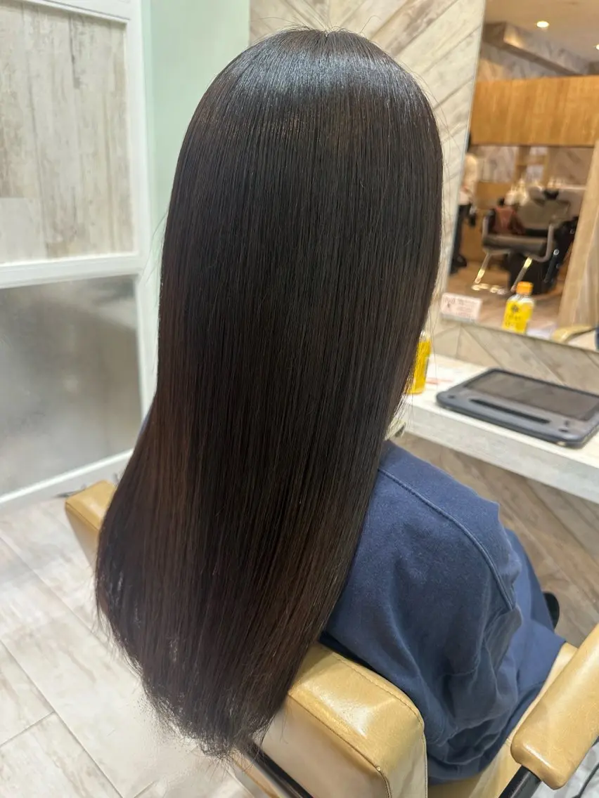 ロング カット 縮毛矯正 トリートメント 🍏👑針生 愛佳👑🍏のヘアスタイル