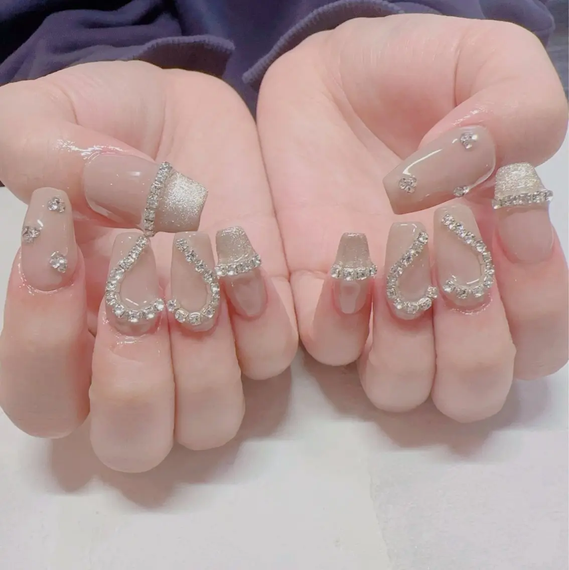 ネイル nail saron Aphrisのネイルデザイン