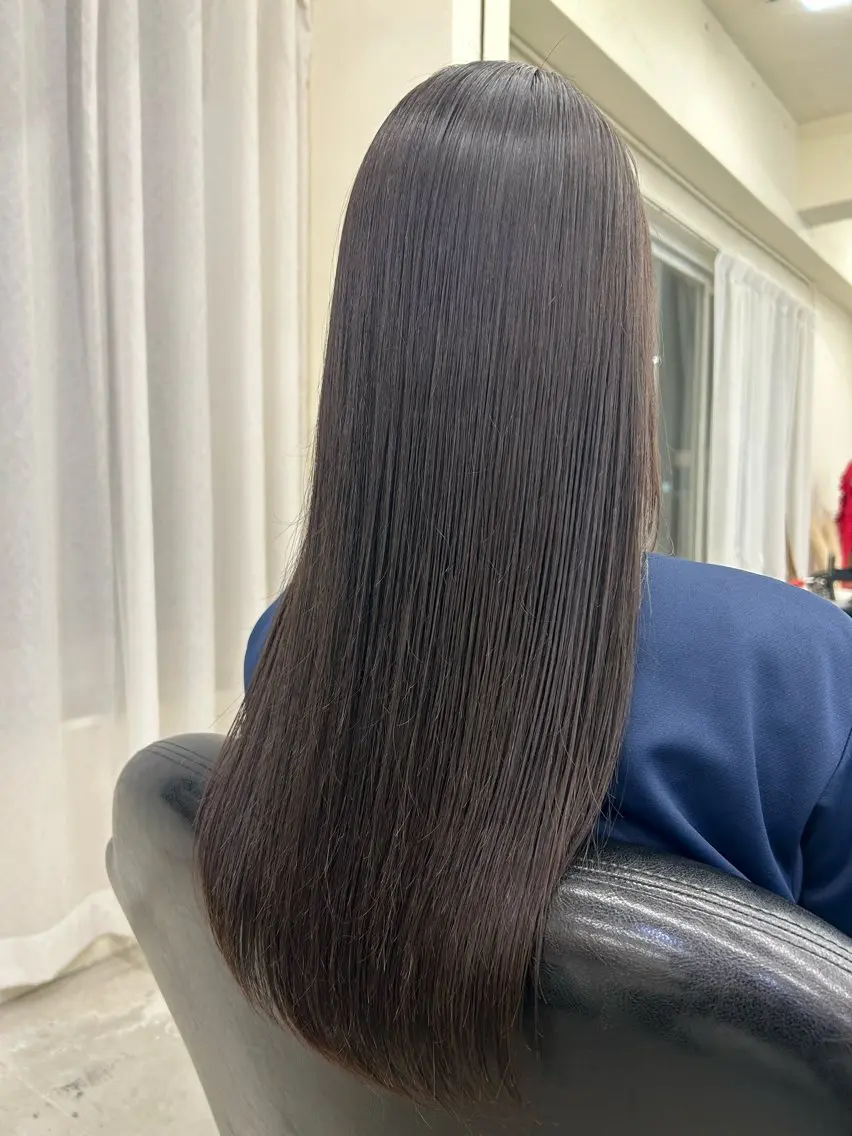 ロング パーマ 縮毛矯正 7Bridge 滝内ひよりのヘアスタイル