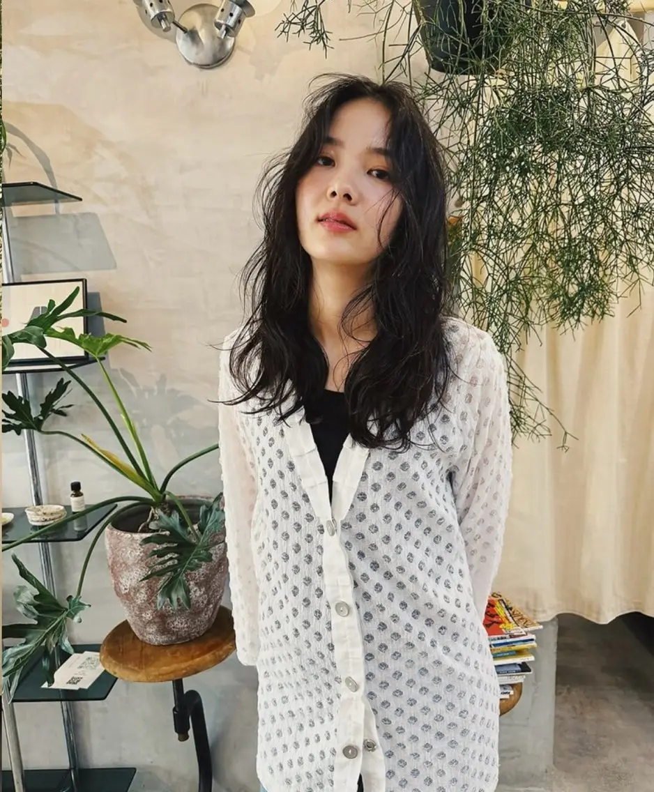 ロング カラー momona english okのヘアスタイル