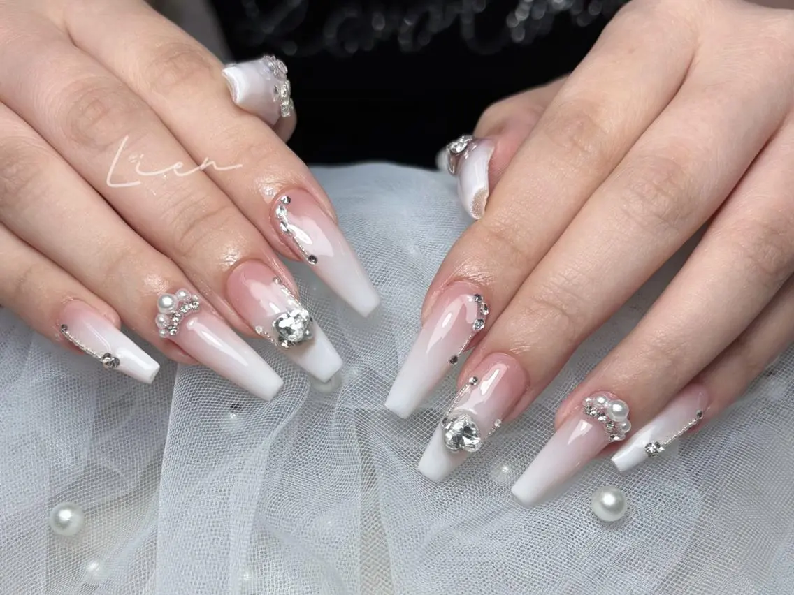 ネイル 👛Lien nails🎀のネイルデザイン
