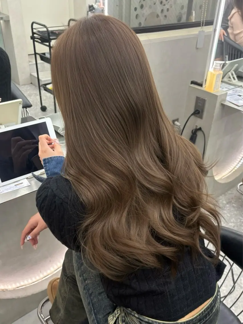 セミロング カラー ヘアアレンジ カット ヘアカラー fumika🎀 ベージュのヘアスタイル